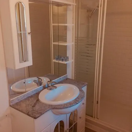 Apartman Intra Muros Historic Of Fogasses