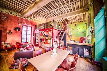 Intra Muros Historic Of Fogasses Apartman